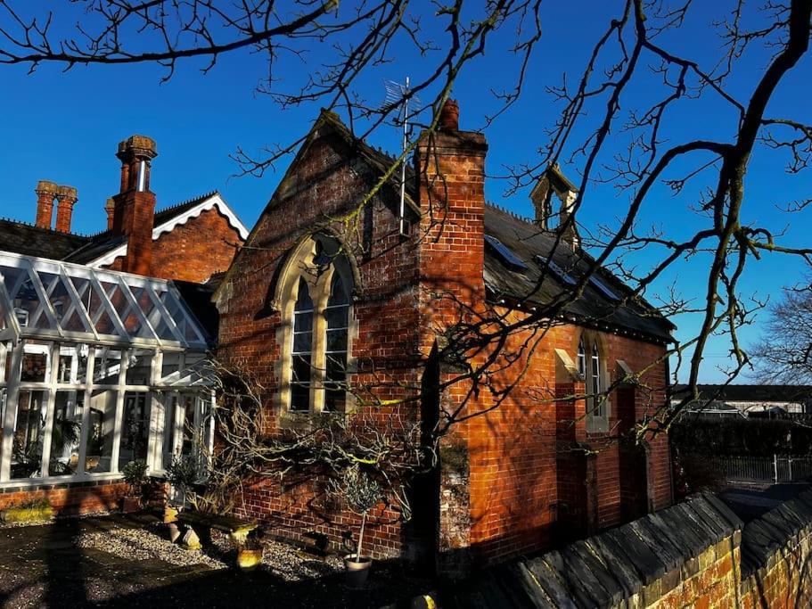 The Old School House Retreat Apartment Tibberton  Exterior photo