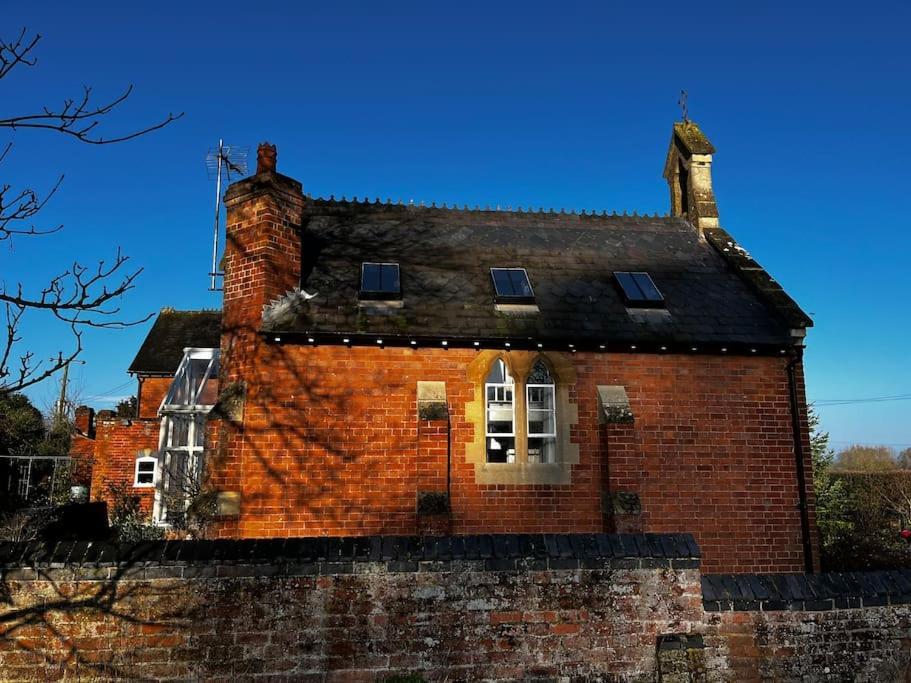 The Old School House Retreat Apartment Tibberton  Exterior photo
