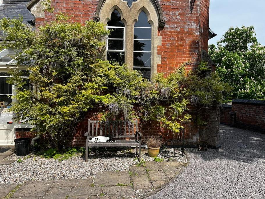 The Old School House Retreat Apartment Tibberton  Exterior photo